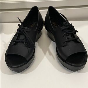 Melissa Women's Black Peep toe Platform Shoes.. size 37 (7) great condition!!
